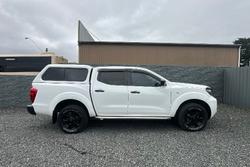 2021 Nissan Navara SL