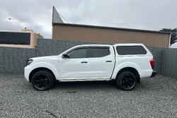2021 Nissan Navara SL