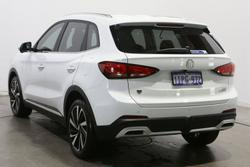 2025 MG ZS Essence Hybrid+
