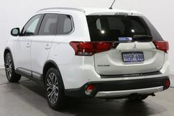 2015 Mitsubishi Outlander LS