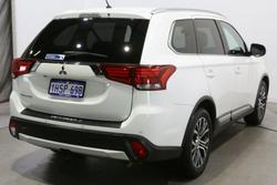 2015 Mitsubishi Outlander LS