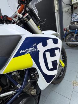 2020 Husqvarna 701 ENDURO LR 701 White