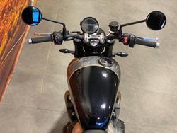 2025 Triumph Speed Twin 900 Speed Twin Black