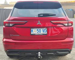 2022 Mitsubishi Outlander ES