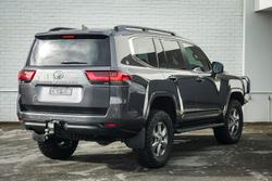 2022 Toyota Landcruiser VX