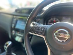 2022 Nissan X-TRAIL ST