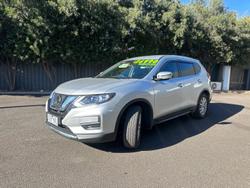 2022 Nissan X-TRAIL ST