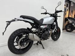 2026 Royal Enfield GUERILLA 450 Silver