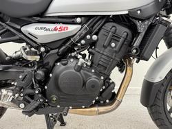 2026 Royal Enfield GUERILLA 450 Silver