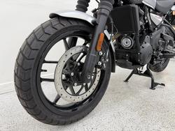 2026 Royal Enfield GUERILLA 450 Silver