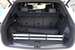 2025 Volkswagen Touareg 210TDI Wolfsburg Edition
