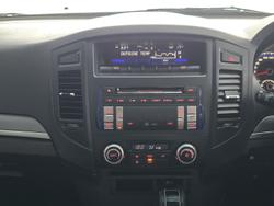 2011 Mitsubishi Pajero GLX