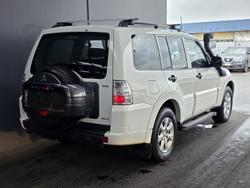 2011 Mitsubishi Pajero GLX