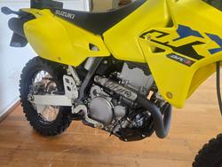 2025 Suzuki DR-Z400E Enduro MC Yellow