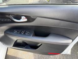 2019 KIA CERATO GT SAFETY PACK BD MY19 WHITE