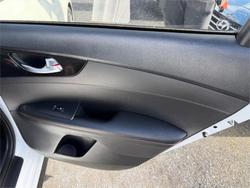 2019 KIA CERATO GT SAFETY PACK BD MY19 WHITE