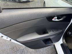 2019 KIA CERATO GT SAFETY PACK BD MY19 WHITE