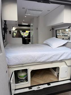 2025 New Age Motorhomes Campervan Save $13,999 Was $139,999