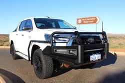 2021 Toyota Hilux SR5