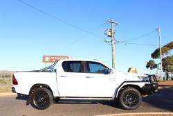 2021 Toyota Hilux SR5