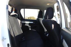 2021 Toyota Hilux SR5