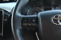 2021 Toyota Hilux SR5