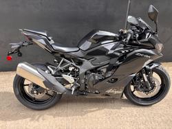 Kawasaki Ninja 400 ZX-4R