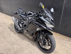 2025 Kawasaki NINJA 400 ZX-4R BLACK