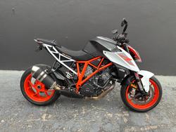 KTM 1290 Super Duke R