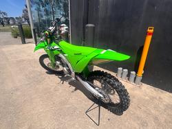 2025 Kawasaki 2025 Kawasaki 450CC KX450MSFNN Motocross GREEN