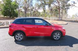 2021 Suzuki Vitara LY Series II Bright Red 5/Black Two Tone