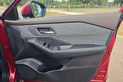 2025 Nissan X-TRAIL ST
