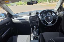2023 Suzuki Vitara LY Series II Silky Silver