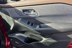 2025 Nissan X-TRAIL ST