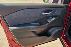 2025 Nissan X-TRAIL ST