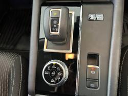 2025 Mitsubishi Outlander PHEV ES