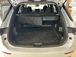2025 Mitsubishi Outlander PHEV ES