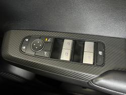 2025 Mitsubishi Outlander PHEV ES