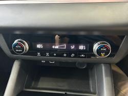 2025 Mitsubishi Outlander PHEV ES