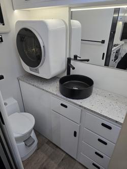 2026 JB Caravans 18'6 Gator X Tandem Club King Bed Save $14,510 Was $145,100