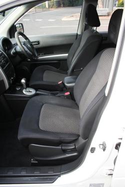 2008 Nissan X-TRAIL ST