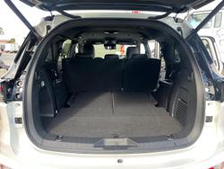 2025 Isuzu MU-X LS-T
