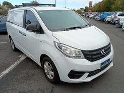 2022 LDV G10 +