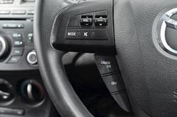 2012 Mazda 3 Neo