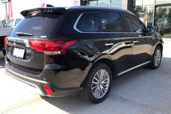 2021 Mitsubishi Outlander PHEV Exceed