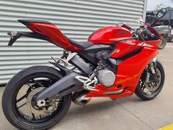 2014 Ducati 899 Panigale Panigale Red