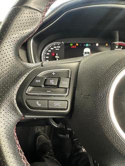 2020 MG HS Vibe SAS23 MY20 Black Pearl