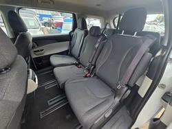 2022 Kia Carnival S