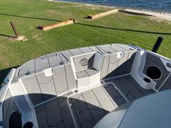 2025 Malibu Response TXi Open Bow