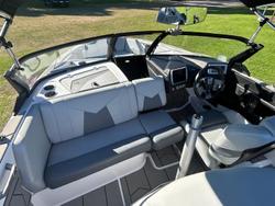 2025 Malibu Response TXi Open Bow